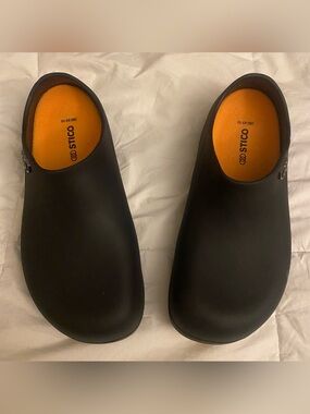 STICO Black Slip-On Clogs with Orange Insole